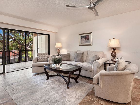 4th image of 792 Bird Bay Way