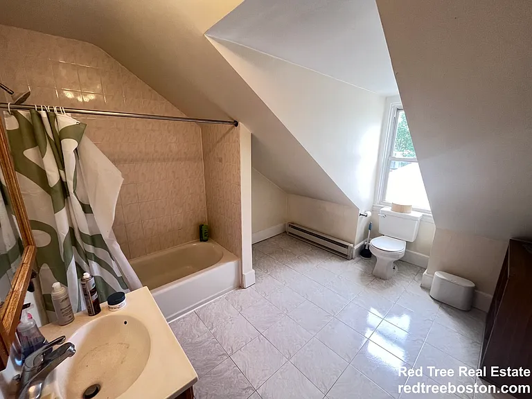 216 Freeman St — Photo 12