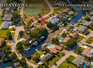 953 Gondolier Blvd, Gulf Breeze, FL 32563
