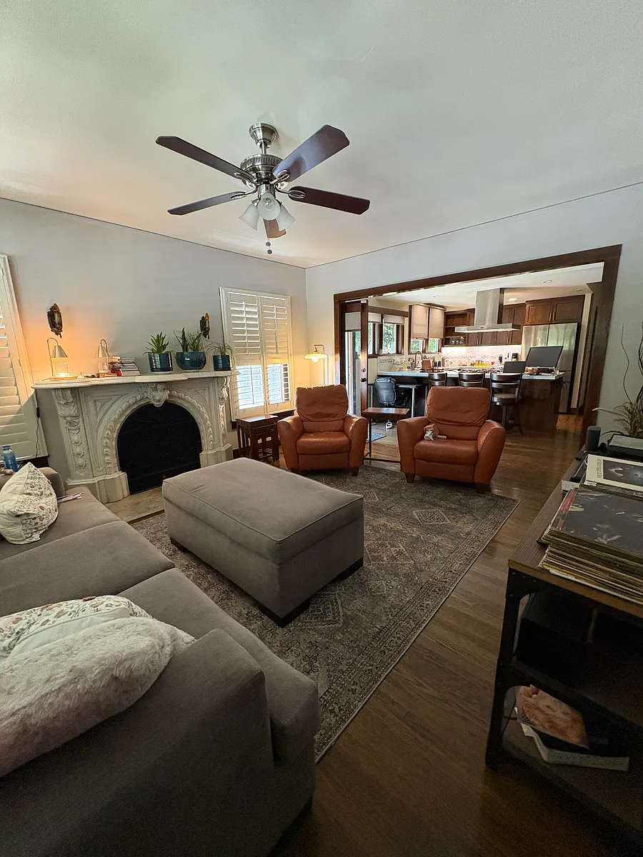 FRONT ROOM TO KITCHEN - 3914 Miller Way #A