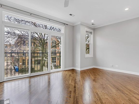 3rd image of 1910 W Potomac Ave #2