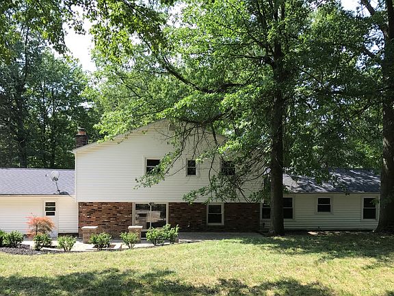5th image of 473 Somerset Dr