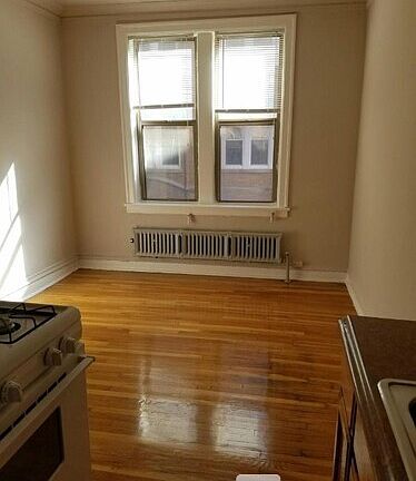 5th image of 1365 W Estes Ave #2A