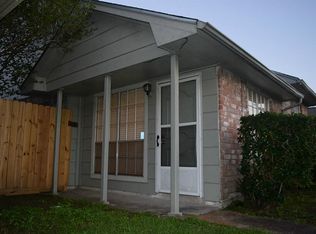 13068 Clarewood Dr, Houston, TX 77072