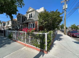10443 104th St, Ozone Park, NY 11417