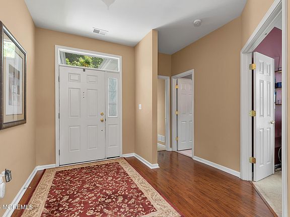 2nd image of 348 Golf View Drive