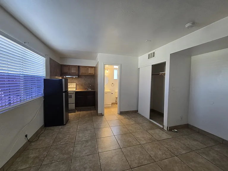 4366 Vegas Valley Dr #101 — Photo 10