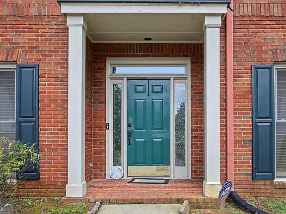 3rd image of 4341 Laurian Dr NW