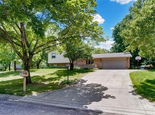 625 Riverwood Dr, Dayton, OH 45430