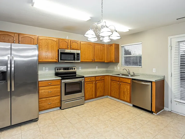 4068 Kellybrook Dr — Photo 8
