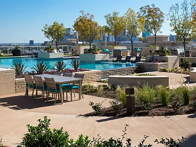 1BR,1BA w/ Den - 1158SF - 1TH