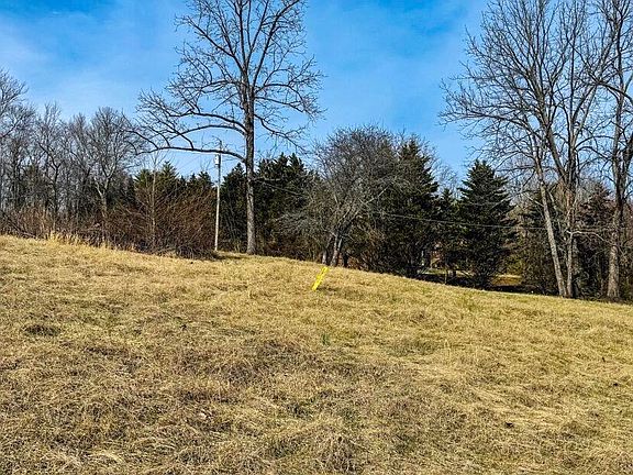 5th image of 839 Cooper Lake Rd