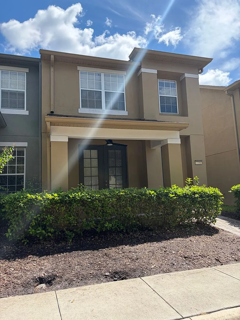 3 Bedrooms, 2.5 Bathrooms home in Windermere — Photo 2