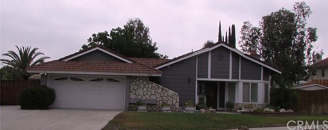 1st image of 2183 Kiwi Cir