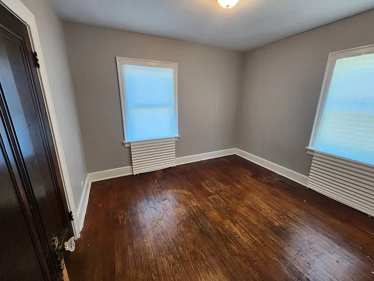 10109 Richland Ave — Photo 10