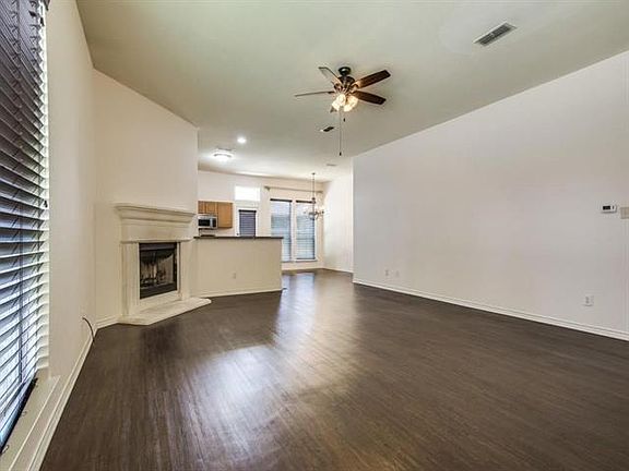 4th image of 3736 Vista Greens Dr