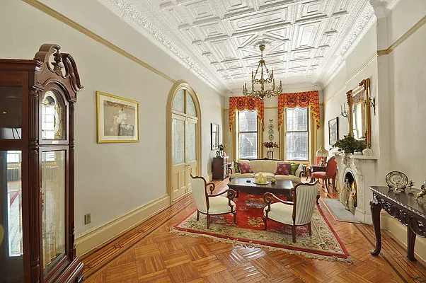 Sold by Corcoran | media 14