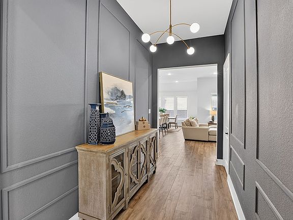 5th image of 2405 Hitchford St