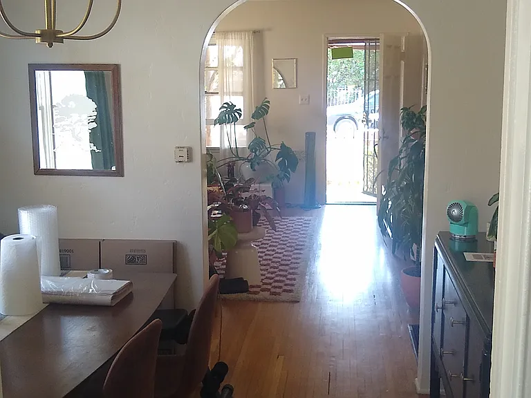 Parkman Ave — Photo 14