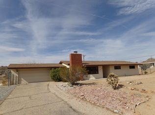 19324 Roanoke Rd, Apple Valley, CA 92307