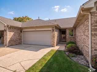 905 May Dr, Monroe, MI 48161