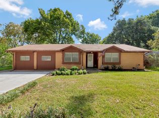 411 Roundabout Rd, Huntsville, TX 77320