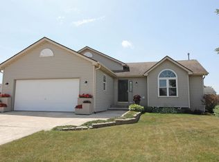 8701 Queensbury Ln, Sturtevant, WI 53177