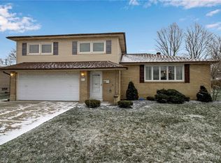 81 Diane Dr, West Seneca, NY 14224