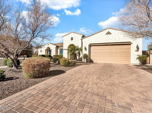 4926 S HEMET Street, Gilbert, AZ 85298