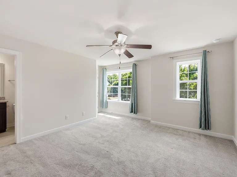 304 Atwood Dr — Photo 17