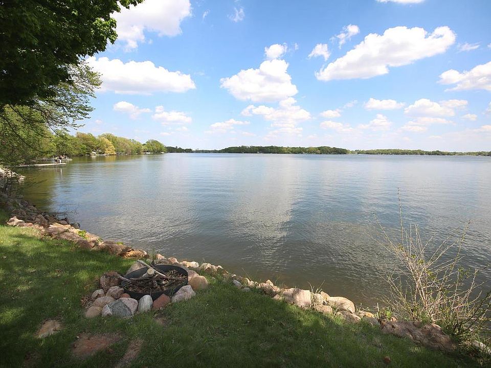 1st image of 24043 W Cedar Lake Dr