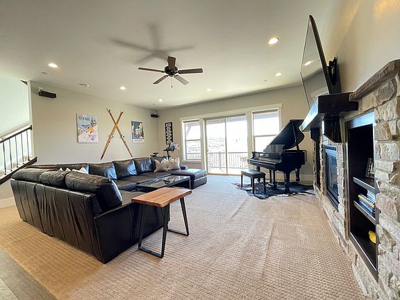 Open floor plan big enough for a grand piano and extra large sectional