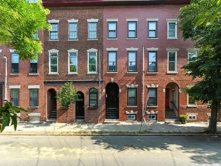 19 Medford St #2 — Photo 23