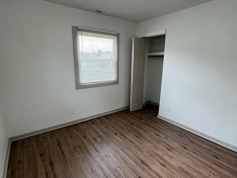2083 Penrose Dr — Photo 14