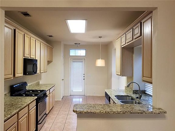 4th image of 4636 Sunnybrook Dr