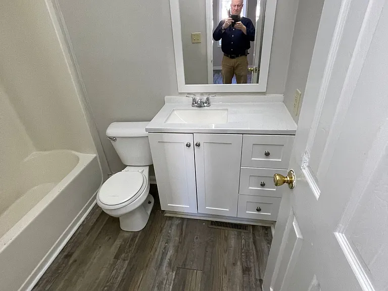 310 W Pine St #B — Photo 8