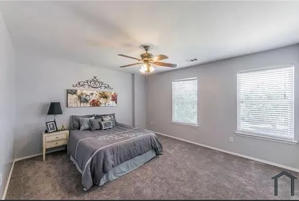 5 bed, 2534 sqft, $3,800 — Photo 1