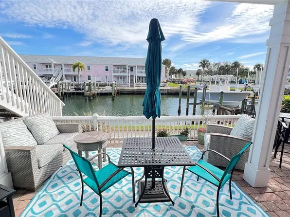5164 Beach Dr SE APT B, Saint Petersburg, FL 33705