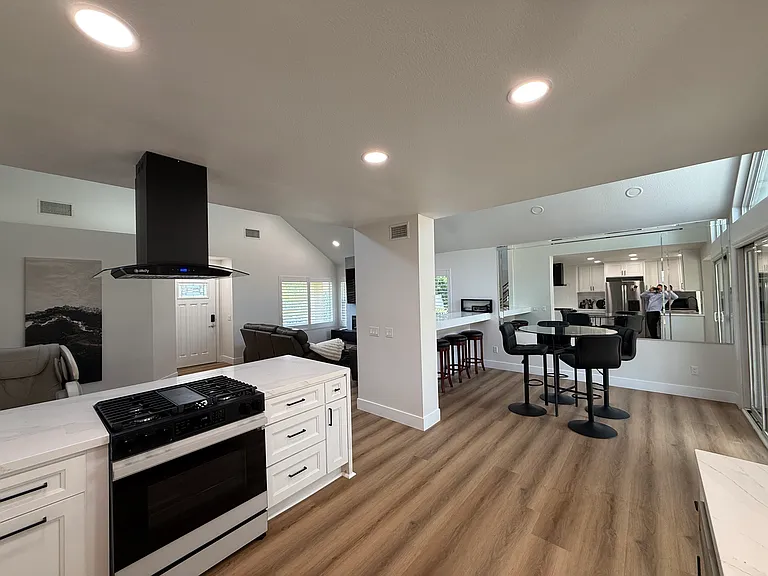 3038 Chablis Ave — Photo 4
