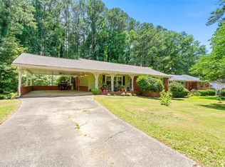 2914 Heather Dr, East Pt, GA 30344