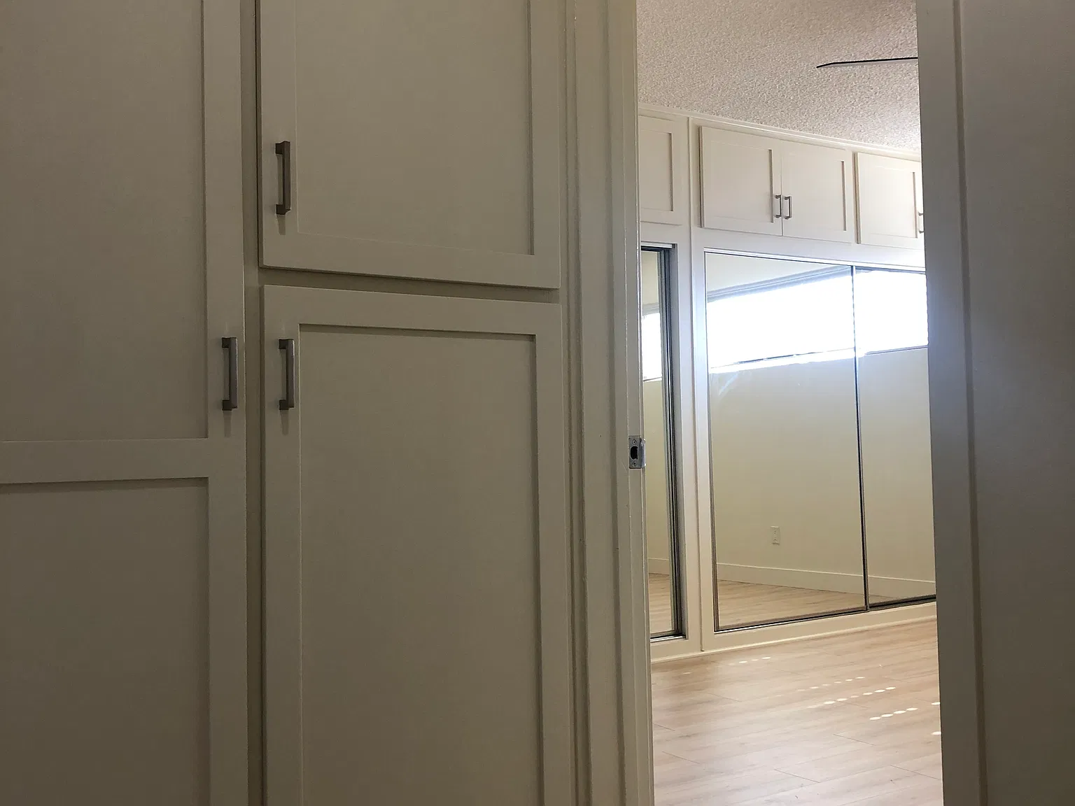 2 bed, $3,300 — Photo 4