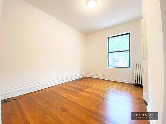 Rented by ZealEstate Group Inc | media 16