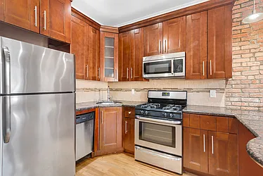 Rented by Engel and Volkers Brownstone Brooklyn