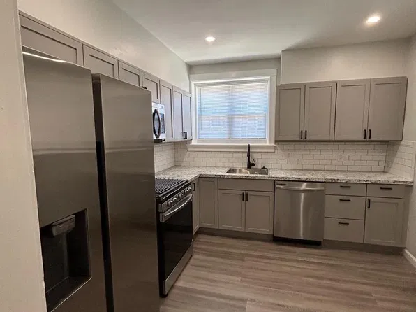 46 Lamport Rd, Upper Darby, PA 19082