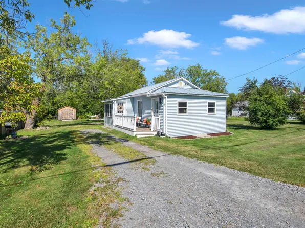9 Pearl Avenue, St. Albans Town, VT 05478