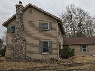 50W387 Owens Rd, Maple Park, IL 60151