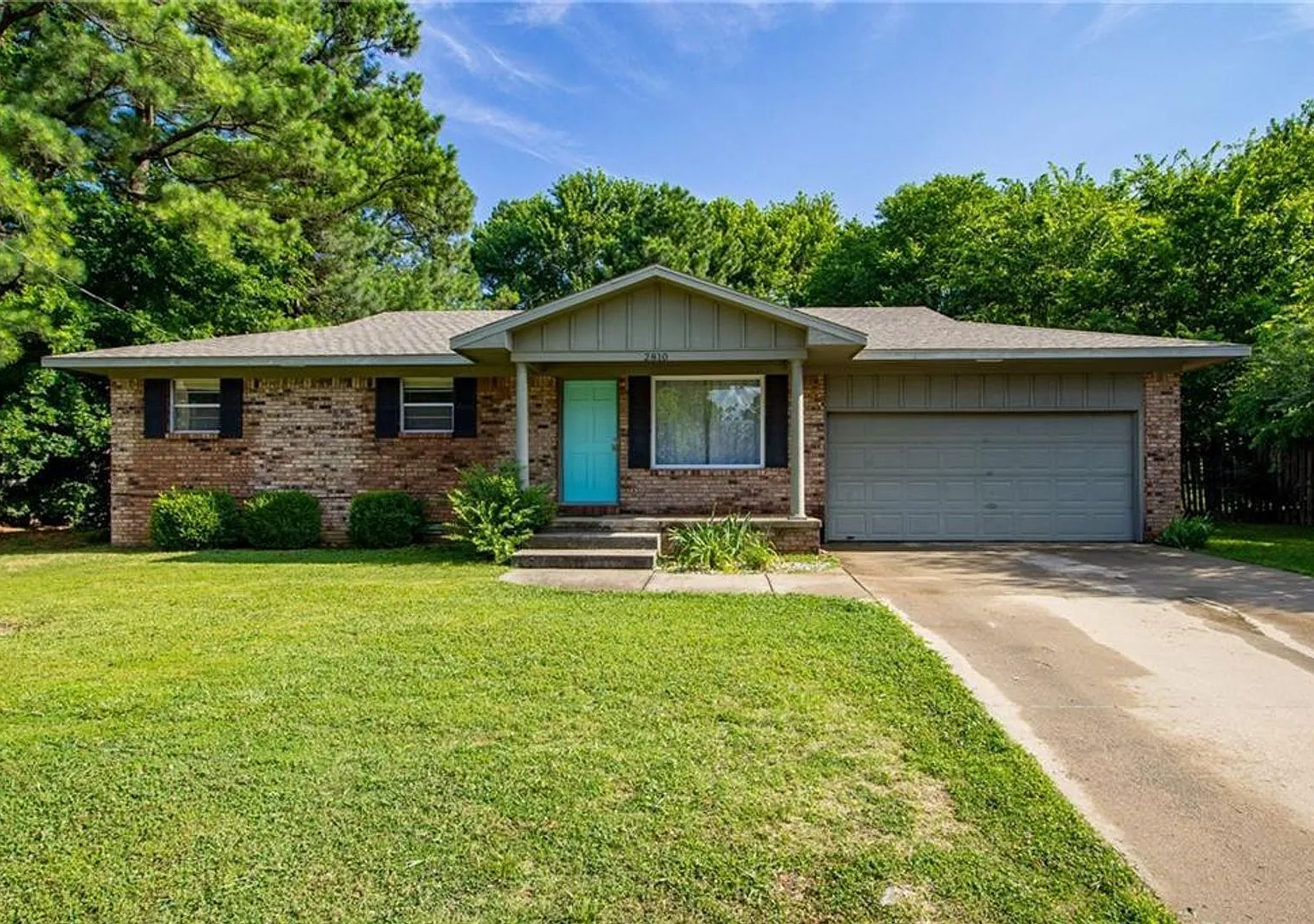 Coming Soon! Amazing 3/2 House For Rent — Photo 1