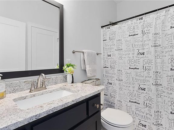 Main floor secondary bath