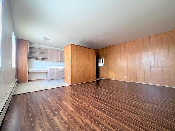2nd image of 1600 Alexandra St #884992