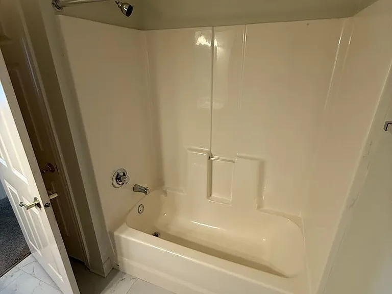 Uptown Brass Apartments — Photo 10
